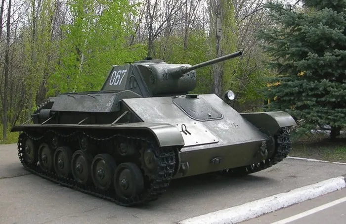 Т-70 Советский лёгкий танк