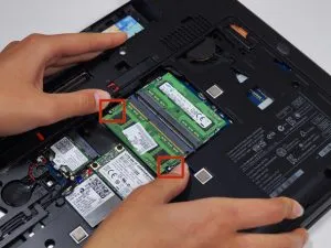 Почему батарея ноутбука HP не заряжается?