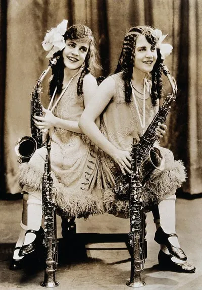 Виолетта и Дейзи Хилтон, 1927 год.