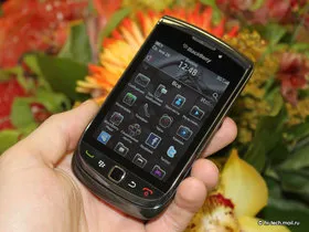 Обзор Blackberry Torch 9800. Самый дорогой бизнес-смартфон