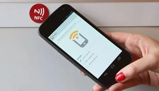 Моделирование передачи NFC со смартфоном